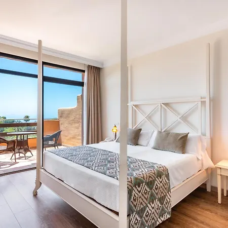 Globales Paraiso מלון 4*
