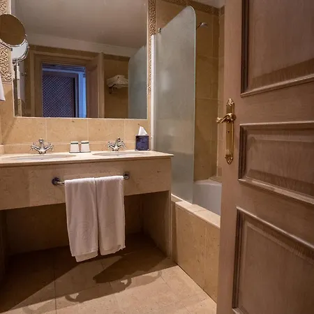 Globales Paraiso Hotel Estepona